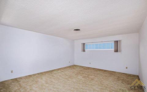 306 Pine St, Shafter, CA 93263 photo 7