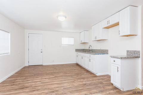 412 S Comanche Dr, Arvin, CA 93203 photo 10