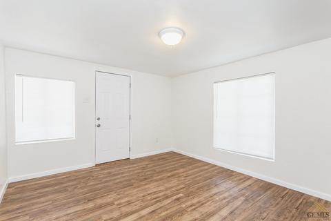 412 S Comanche Dr, Arvin, CA 93203 photo 9