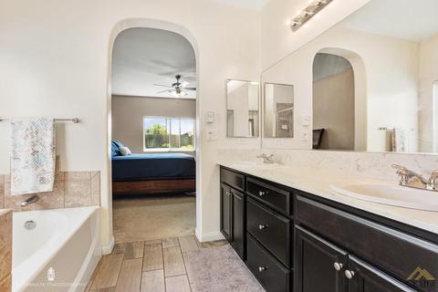 9313 Wolf River Ave, Bakersfield, CA 93312 photo 17