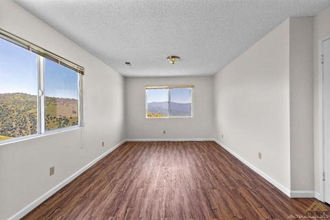 18200 Morgan Ct, Tehachapi, CA 93561 photo 16