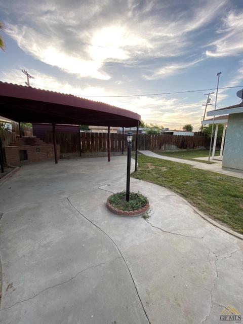 905 Williams Way, Taft, CA 93268 photo 22