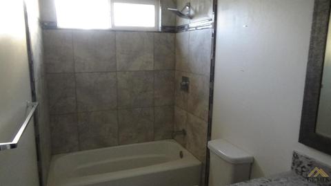 516 Wilson Ave, Taft, CA 93268 photo 11