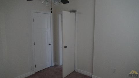 516 Wilson Ave, Taft, CA 93268 photo 10