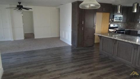 516 Wilson Ave, Taft, CA 93268 photo 7