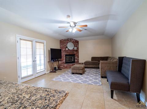 22291 Bogie St, Tehachapi, CA 93561 photo 7