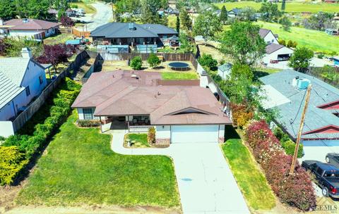 22291 Bogie St, Tehachapi, CA 93561 photo 3