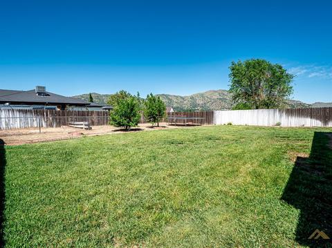 22291 Bogie St, Tehachapi, CA 93561 photo 17