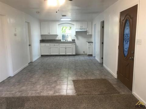 112 Stone Ave, Shafter, CA 93263 photo 4