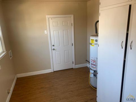521 Harrison St, Taft, CA 93268 photo 7