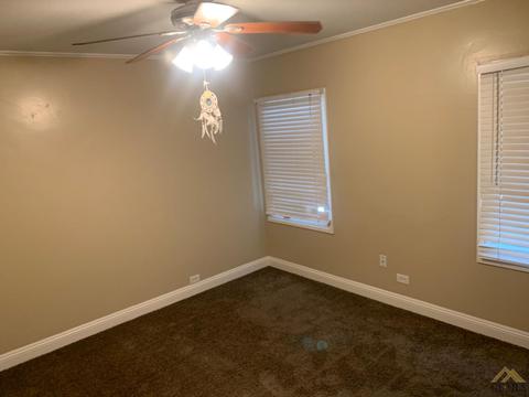 521 Harrison St, Taft, CA 93268 photo 12