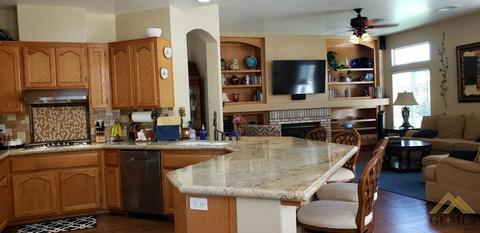 13402 Pimlico Ct, Bakersfield, CA 93314 photo 2