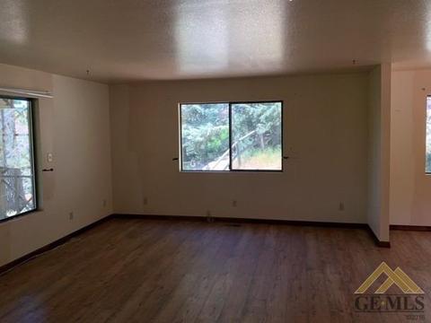 24280 Bowen Ct, Tehachapi, CA 93561 photo 4