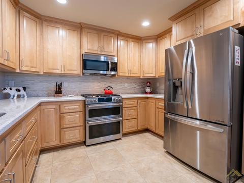 18260 Santa Anita St, Tehachapi, CA 93561 photo 7