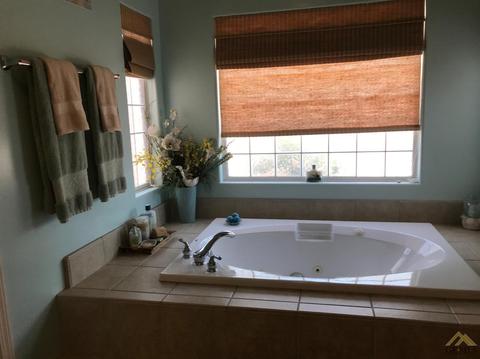 4702 Whitegate Ave, Bakersfield, CA 93313 photo 10