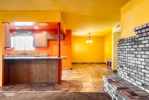 305 Van Buren St, Taft, CA 93268 photo 6