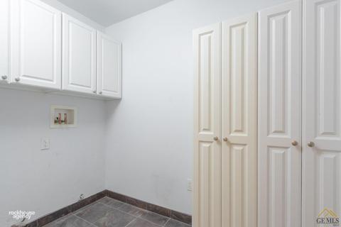305 Van Buren St, Taft, CA 93268 photo 13