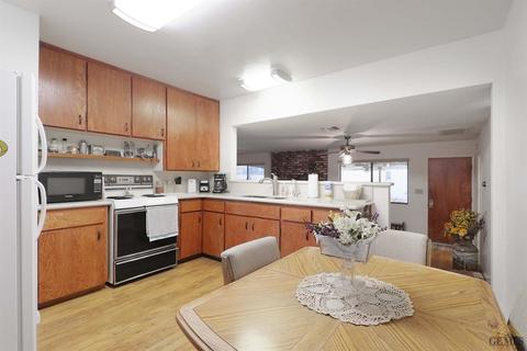 611 State Ave, Shafter, CA 93263 photo 3
