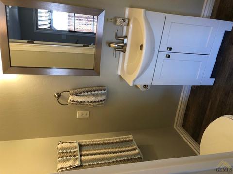 208 Madison St, Taft, CA 93268 photo 14