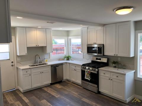 208 Madison St, Taft, CA 93268 photo 3