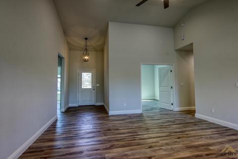 29981 Caddy Ln, Tehachapi, CA 93561 photo 8