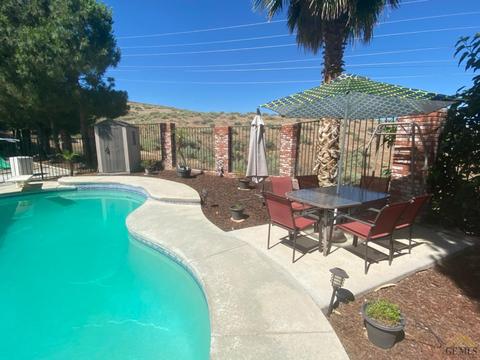 512 Hilltop Ct, Taft, CA 93268 photo 26