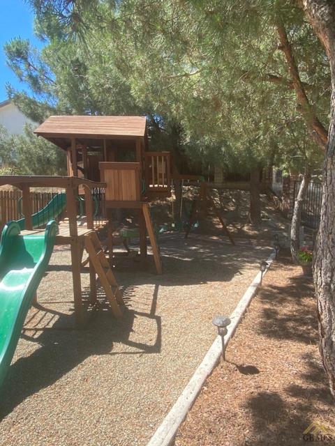 512 Hilltop Ct, Taft, CA 93268 photo 32
