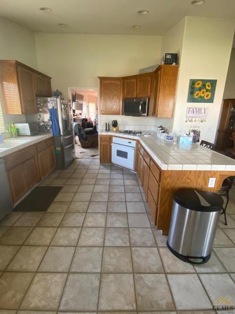 512 Hilltop Ct, Taft, CA 93268 photo 10