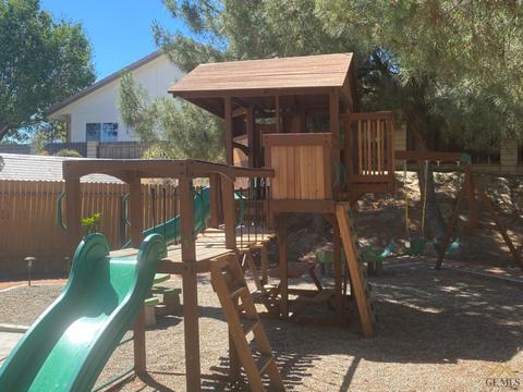 512 Hilltop Ct, Taft, CA 93268 photo 31