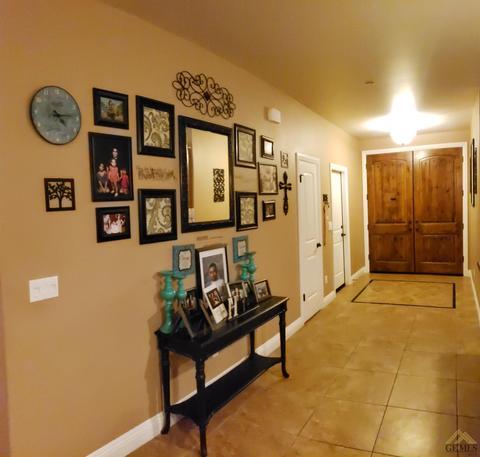 209 Planada Dr, Shafter, CA 93263 photo 6