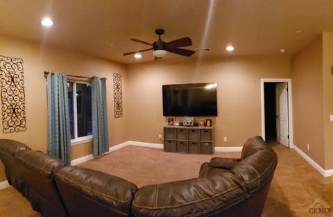 209 Planada Dr, Shafter, CA 93263 photo 8