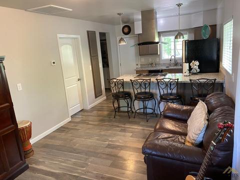 311 S 4th St, Taft, CA 93268 photo 3