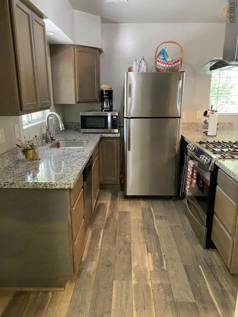 311 S 4th St, Taft, CA 93268 photo 9