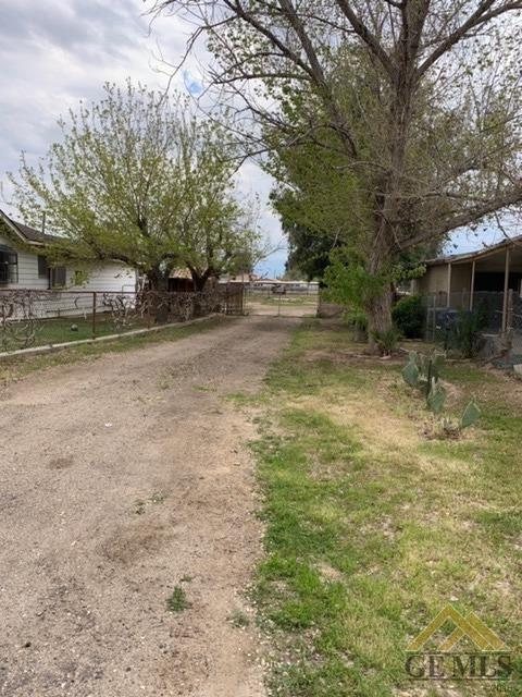 27559 Maple St, Taft, CA 93268 photo 18