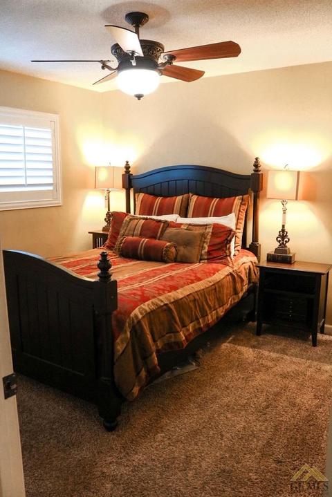9121 Lilly St, Lamont, CA 93241 photo 9