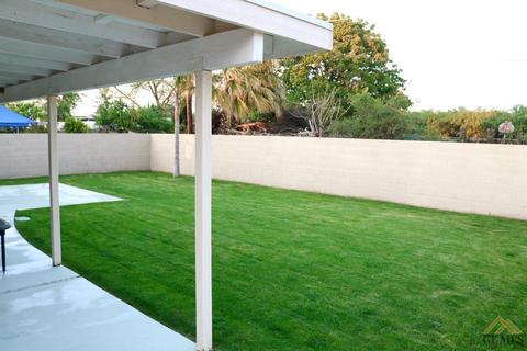 9121 Lilly St, Lamont, CA 93241 photo 13