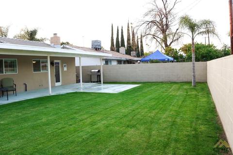 9121 Lilly St, Lamont, CA 93241 photo 12