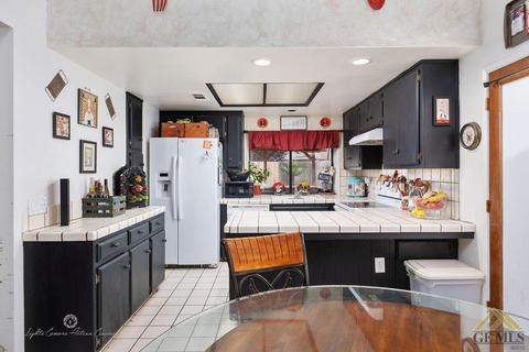 8412 E Stuart Ct, Bakersfield, CA 93311 photo 8