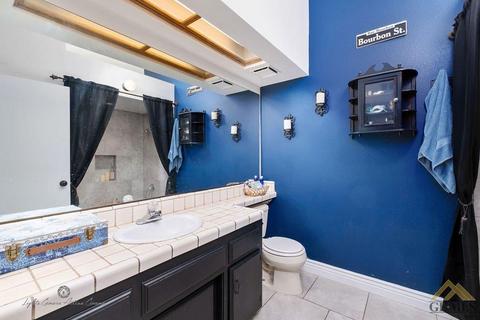 8412 E Stuart Ct, Bakersfield, CA 93311 photo 10
