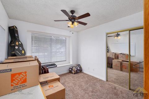 8412 E Stuart Ct, Bakersfield, CA 93311 photo 11