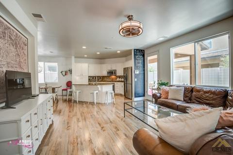 8317 Prentice Hall Dr, Bakersfield, CA 93311 photo 8