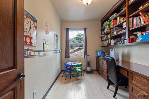 22609 Tallyho Ct, Tehachapi, CA 93561 photo 9