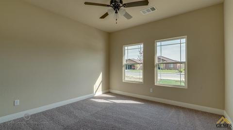 778 Pine Cone St, Shafter, CA 93263 photo 9