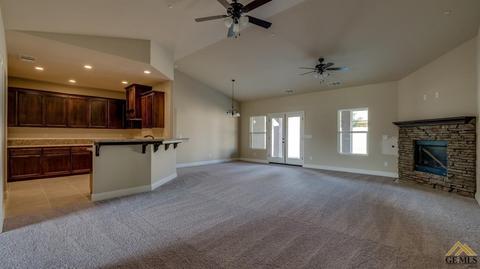 778 Pine Cone St, Shafter, CA 93263 photo 3