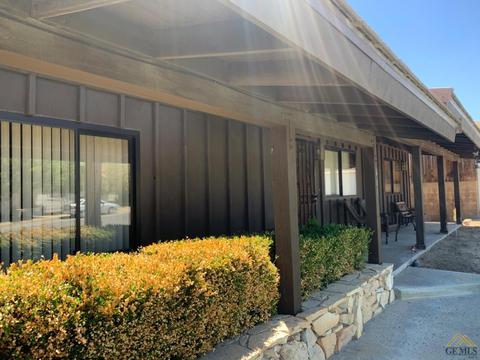 401 E St, Taft, CA 93268 photo 4