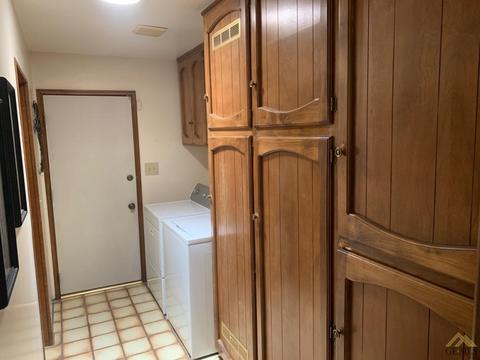 401 E St, Taft, CA 93268 photo 20