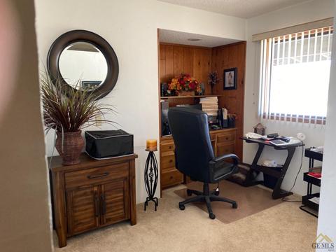 401 E St, Taft, CA 93268 photo 10