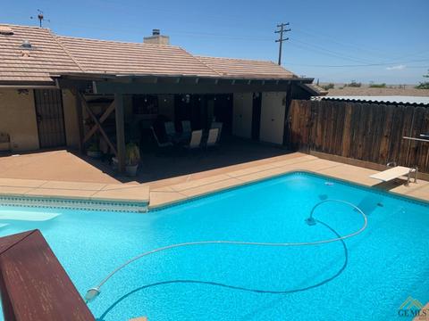 401 E St, Taft, CA 93268 photo 24