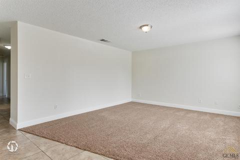 237 Potter St, Shafter, CA 93263 photo 6