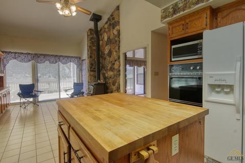 28120 Black Gold Way, Tehachapi, CA 93561 photo 13